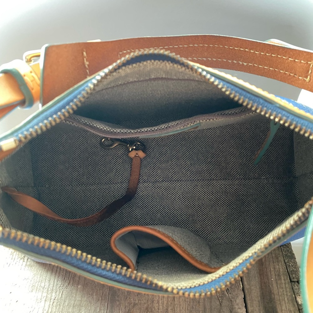 Dooney & Bourke - Picture 10 of 13
